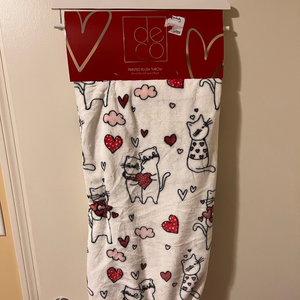 Cats in Love Throw Blanket